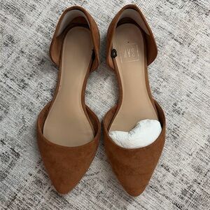 Gap < flats